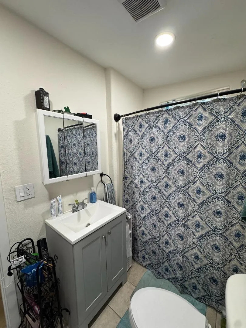 2712 Ferguson Road Gilroy, CA 95020