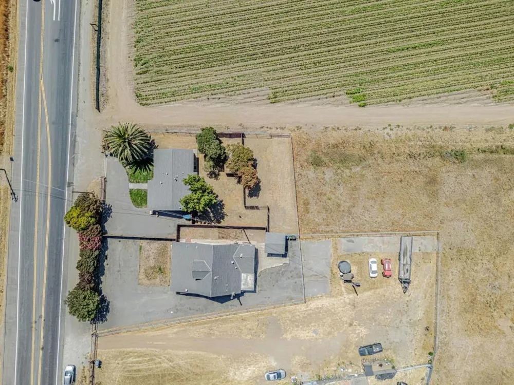 2718 Ferguson Road Gilroy, CA 95020