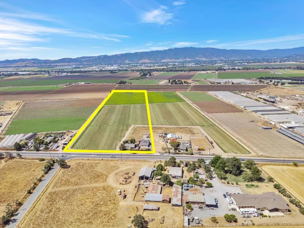 2718 Ferguson Road Gilroy, CA 95020