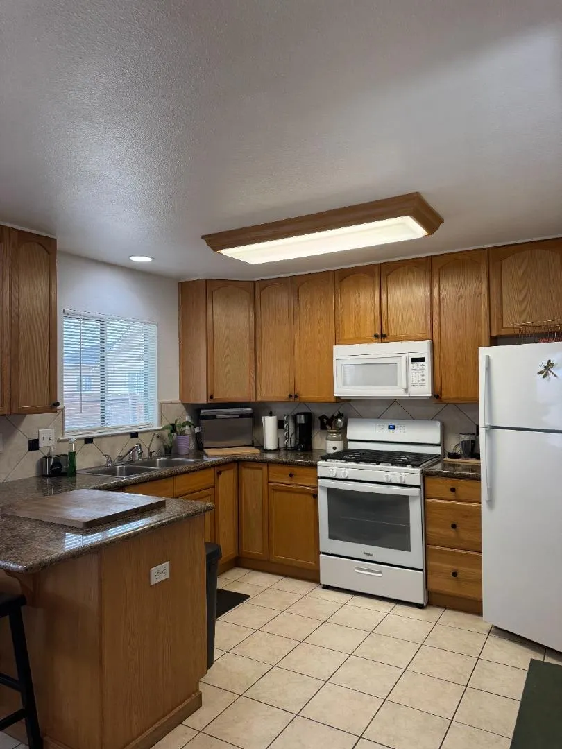 2718 Ferguson Road Gilroy, CA 95020