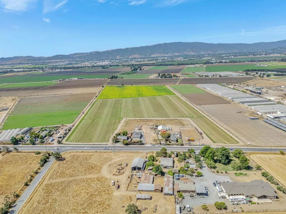 2718 Ferguson Road Gilroy, CA 95020