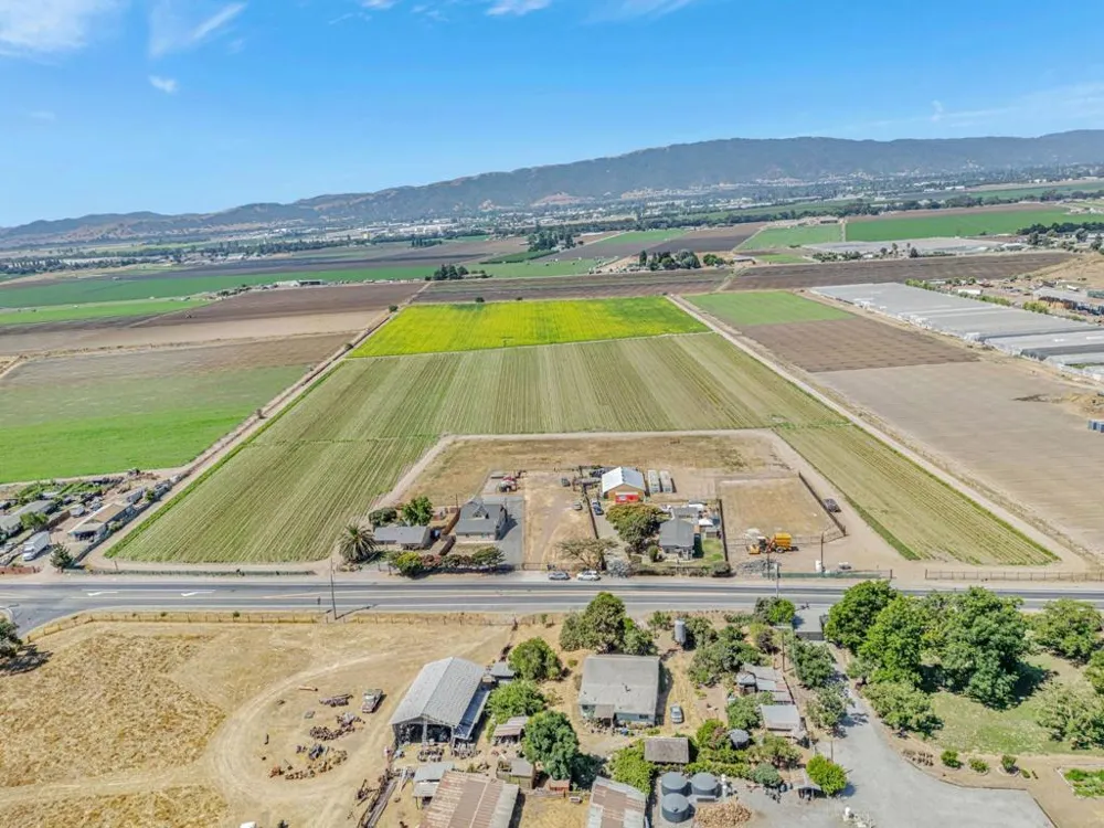 2718 Ferguson Road Gilroy, CA 95020