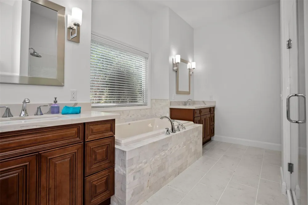 207 W Neyland Colmesneil, TX 75938