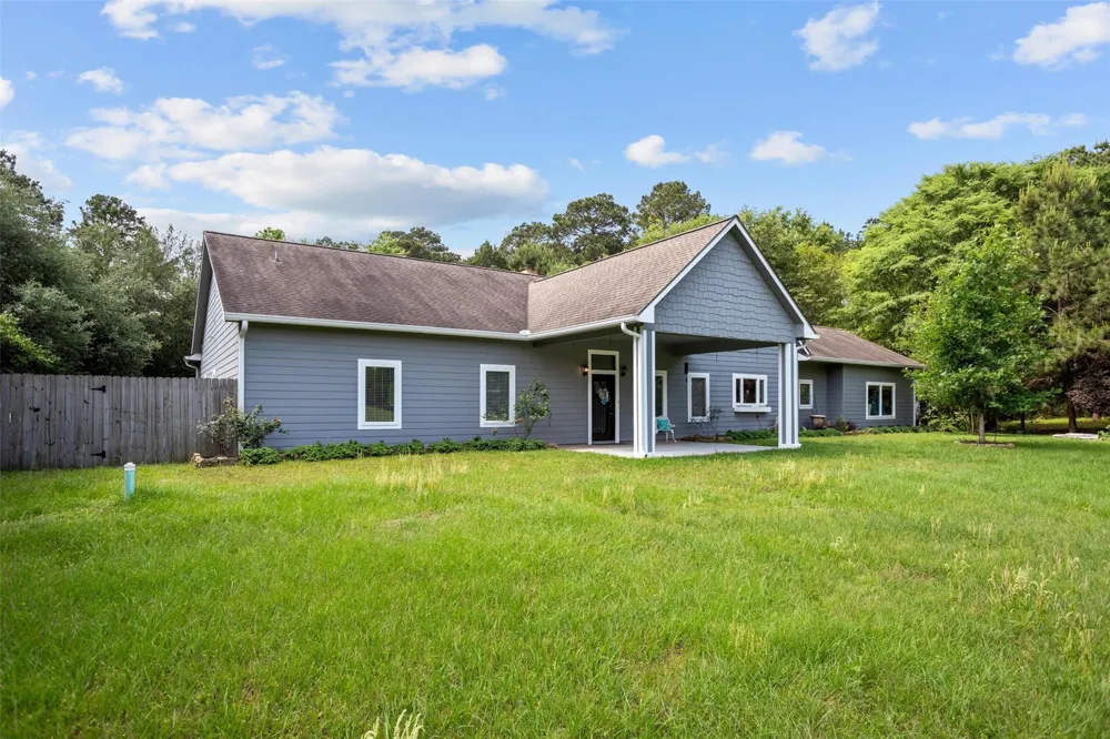 207 W Neyland Colmesneil, TX 75938