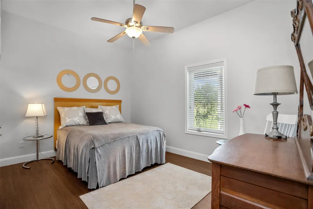 207 W Neyland Colmesneil, TX 75938