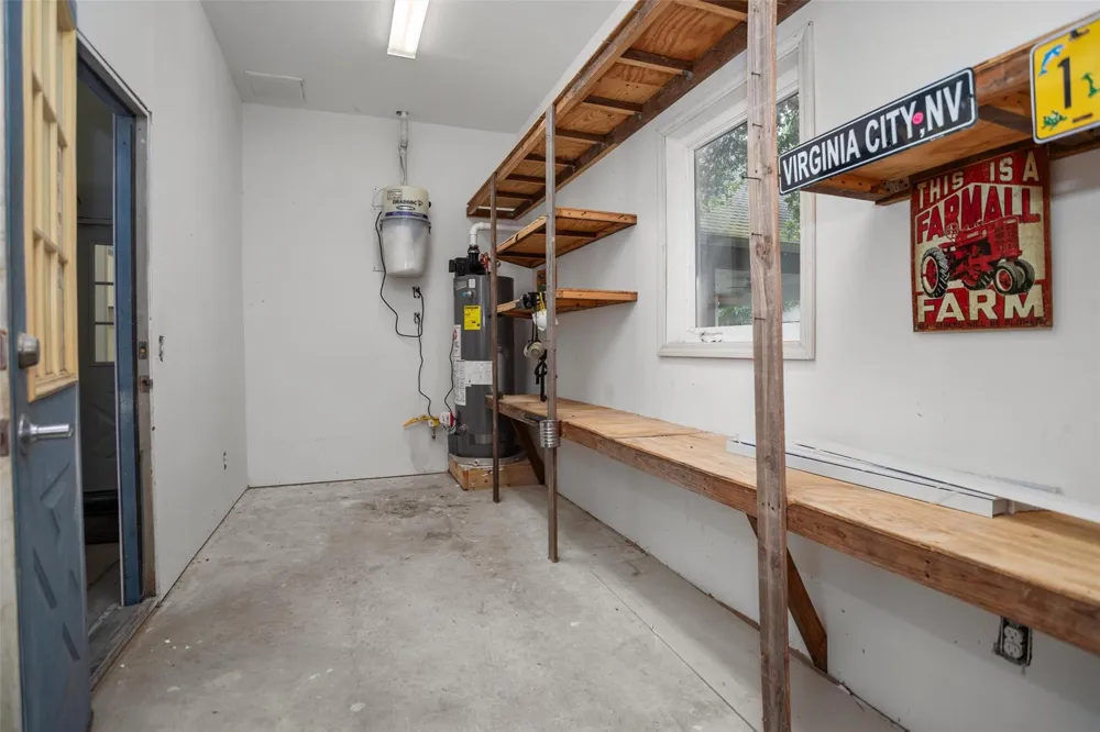 207 W Neyland Colmesneil, TX 75938