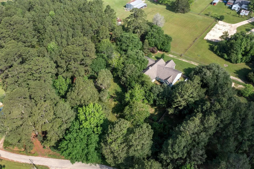 207 W Neyland Colmesneil, TX 75938