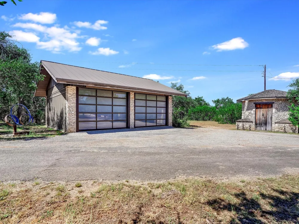 2874 Elder Hill Road Driftwood, TX 78619