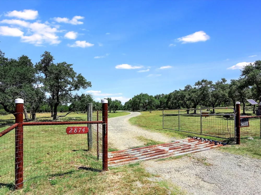 2874 Elder Hill Road Driftwood, TX 78619