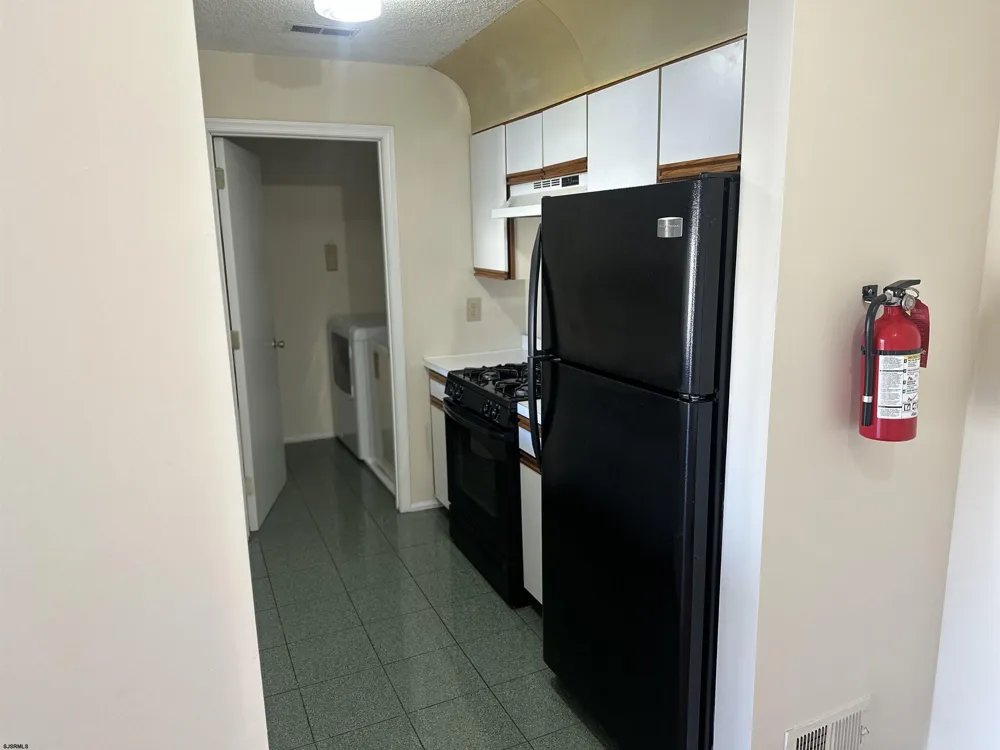 203 Colonial Ct Galloway Township, NJ 08205
