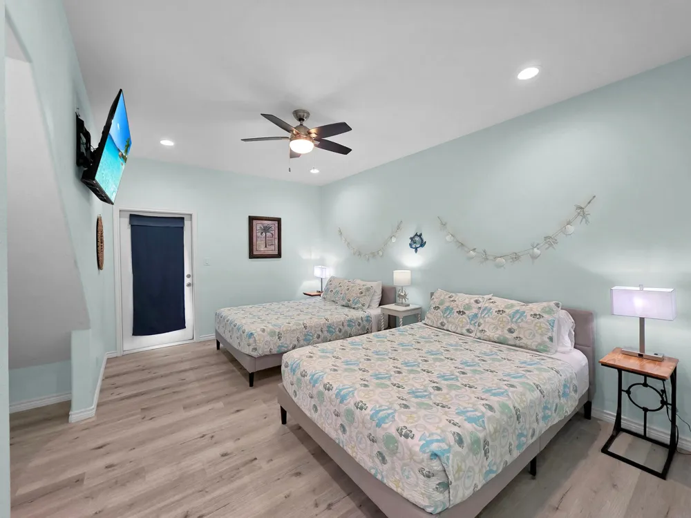 1120 Alex Drive Gilchrist, TX 77617