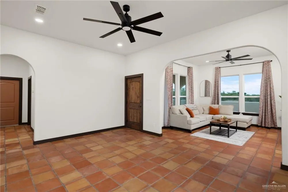 301 PVT 755 Ranches Encino, TX 78353