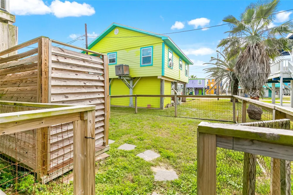 311 Olive Street Surfside Beach, TX 77541
