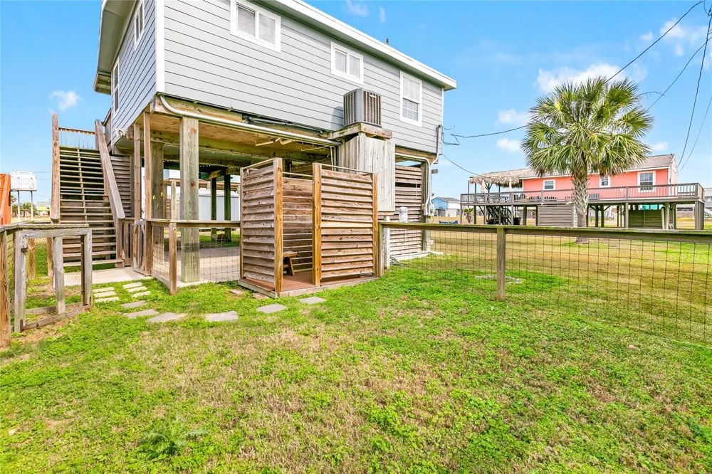 311 Olive Street Surfside Beach, TX 77541