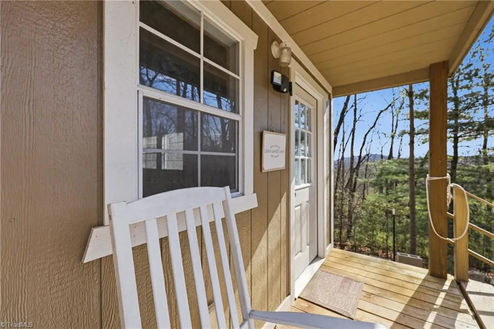 840 Summit Ridge Road Purlear, NC 28665