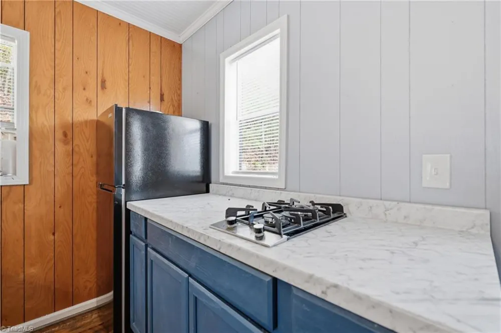 840 Summit Ridge Road Purlear, NC 28665