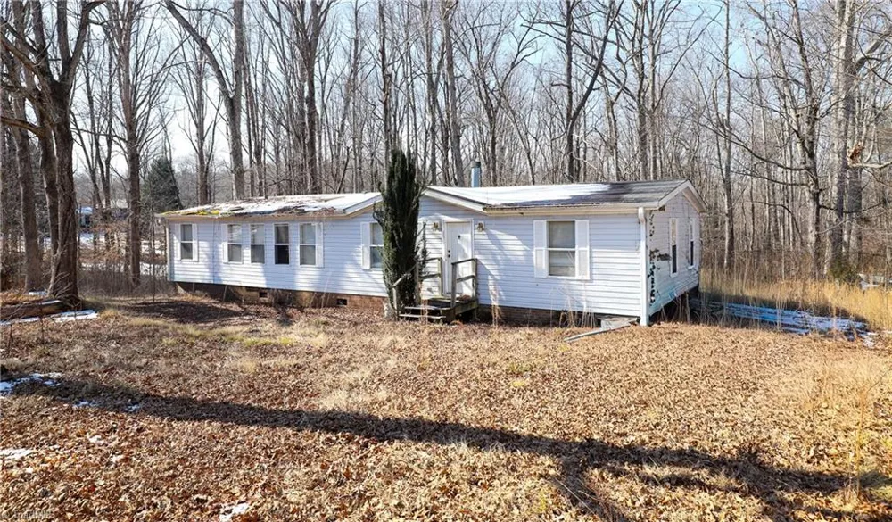 2669 Wagon Trail Pfafftown, NC 27040