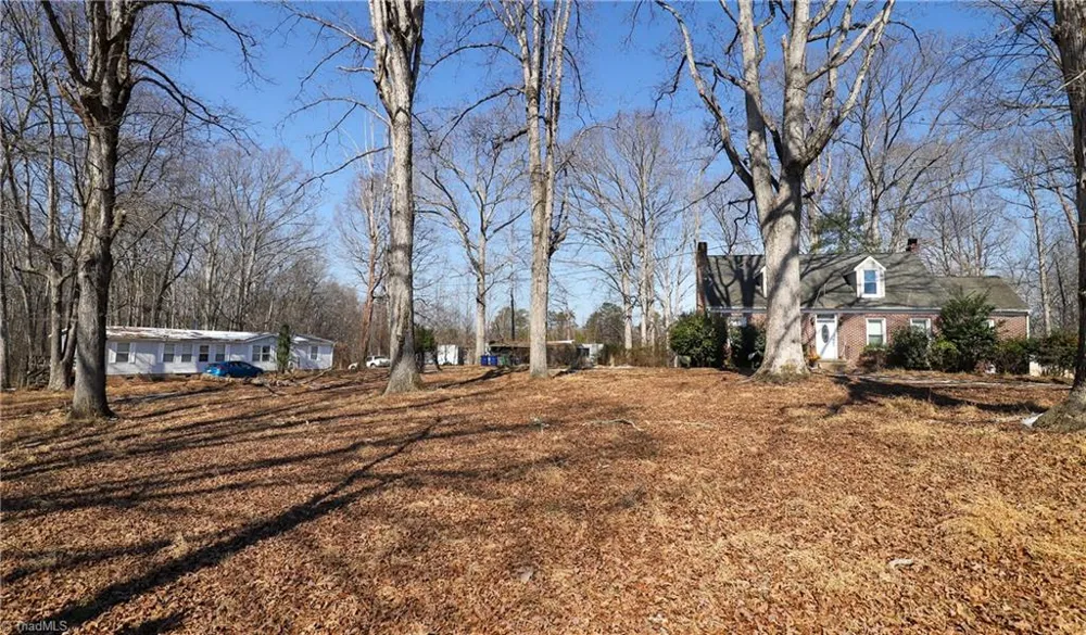 2669 Wagon Trail Pfafftown, NC 27040