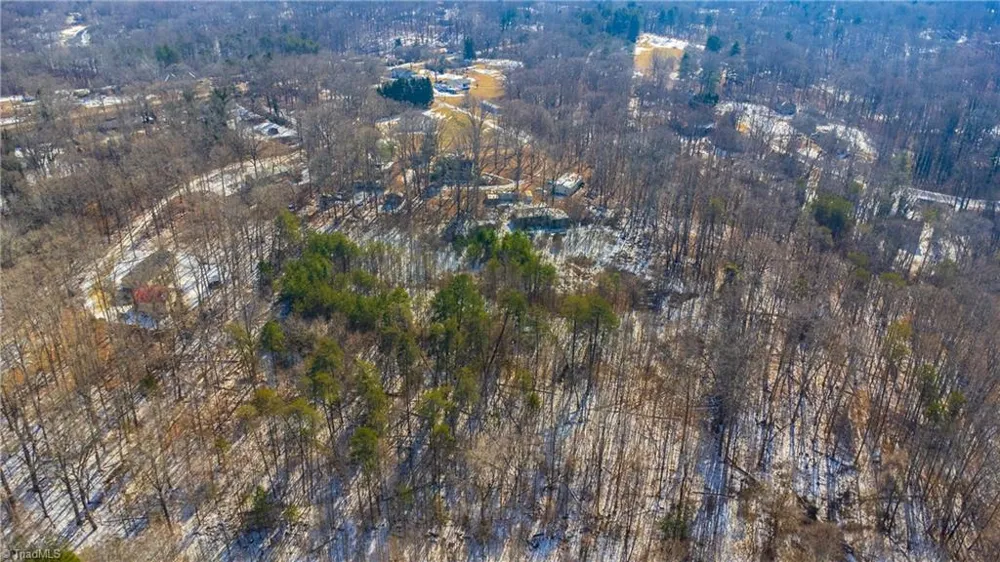 2669 Wagon Trail Pfafftown, NC 27040