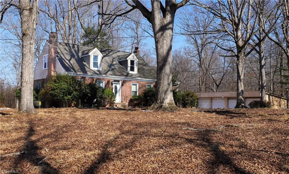 2669 Wagon Trail Pfafftown, NC 27040