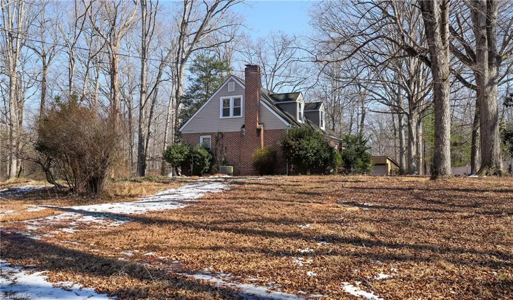 2669 Wagon Trail Pfafftown, NC 27040