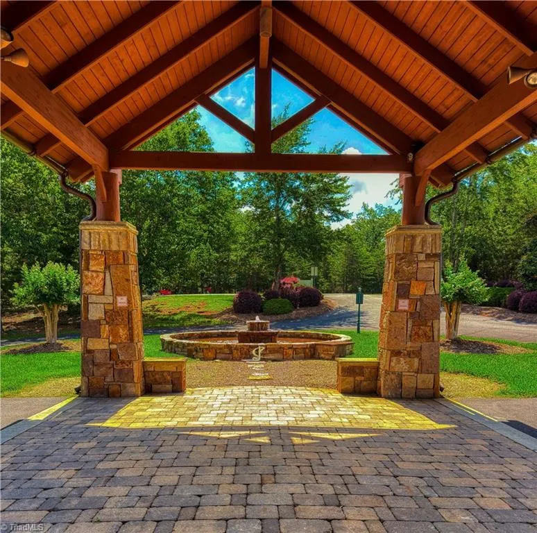 1996 Sierra Trace Road Denton, NC 27239