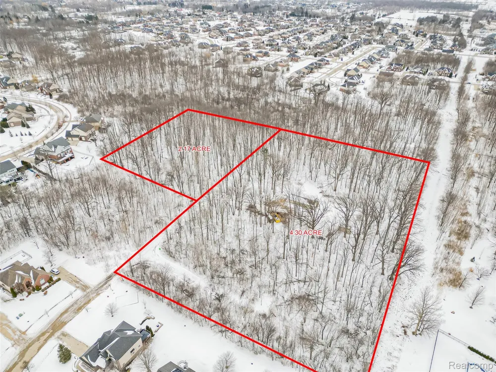 52485 10 Mile Road Lyon Charter Township, MI 48178