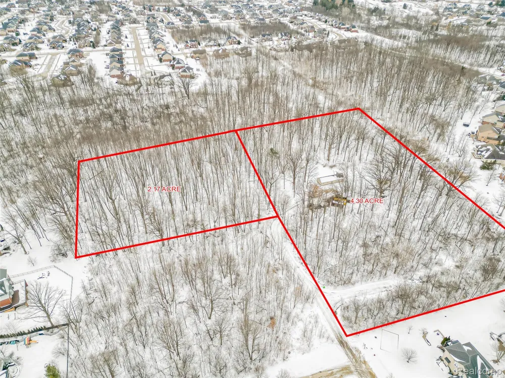 52485 10 Mile Road Lyon Charter Township, MI 48178