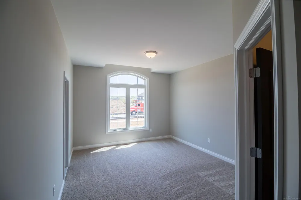 7496 Brunswick Drive Washington Township, MI 48095