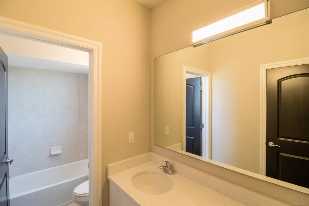7496 Brunswick Drive Washington Township, MI 48095