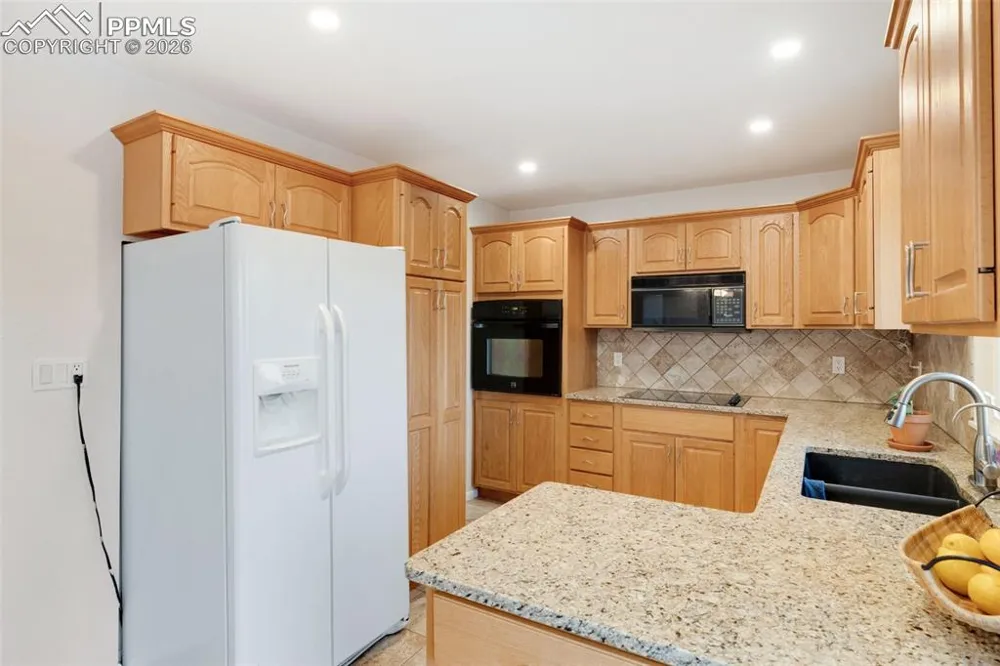 124 E Circle Drive Canon City, CO 81212