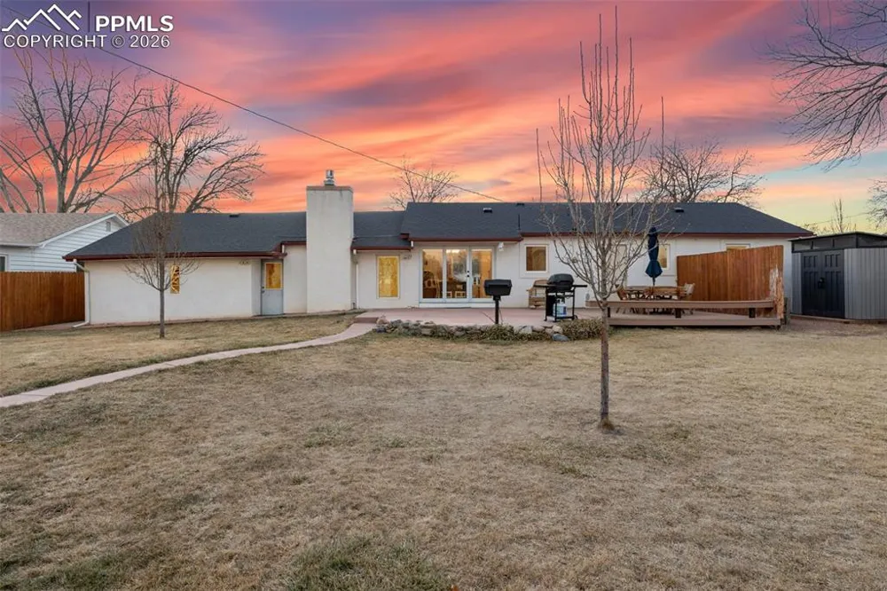 124 E Circle Drive Canon City, CO 81212
