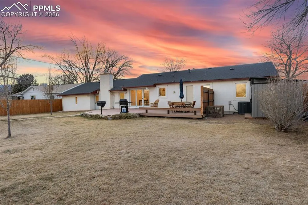 124 E Circle Drive Canon City, CO 81212
