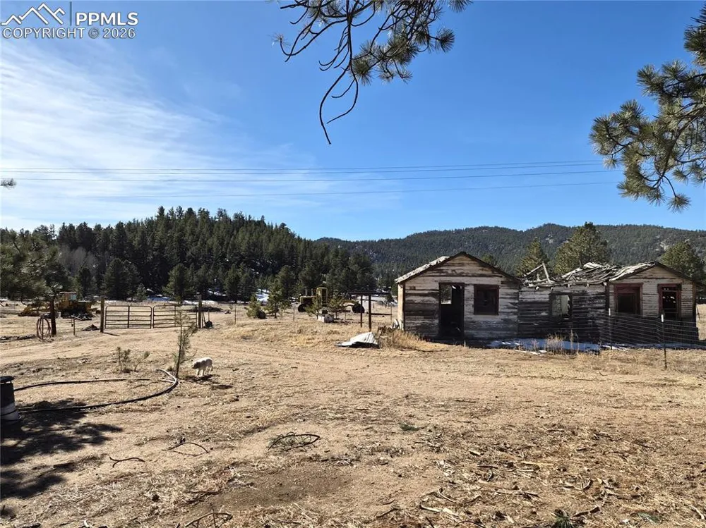 38340 Highway 24 Lake George, CO 80827