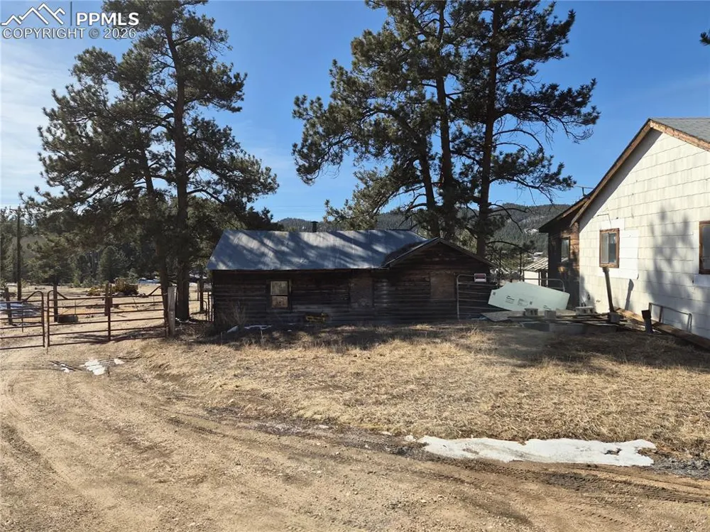 38340 Highway 24 Lake George, CO 80827