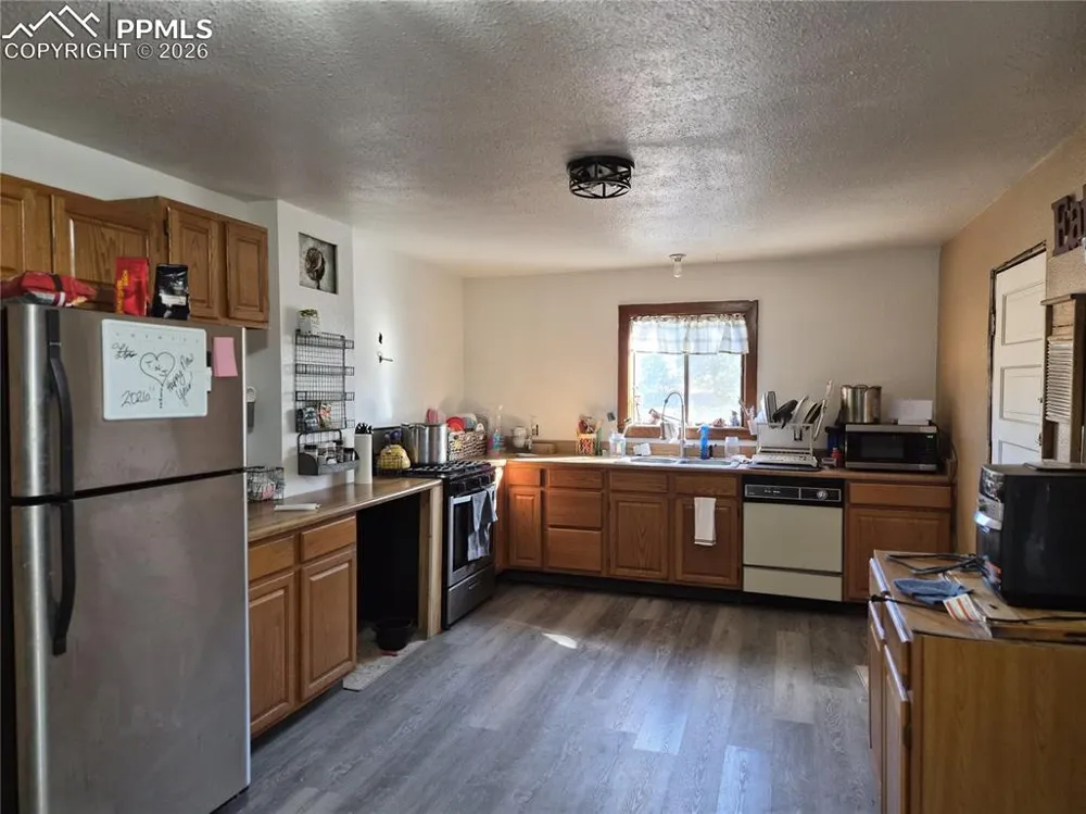 38340 Highway 24 Lake George, CO 80827