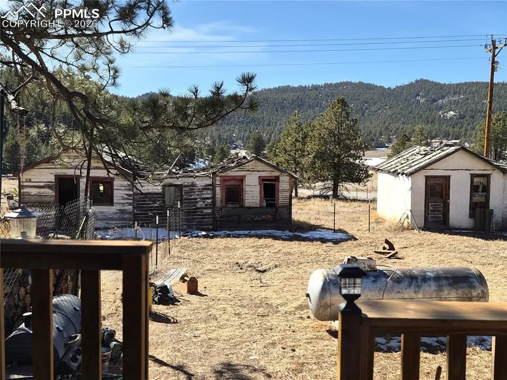 38340 Highway 24 Lake George, CO 80827