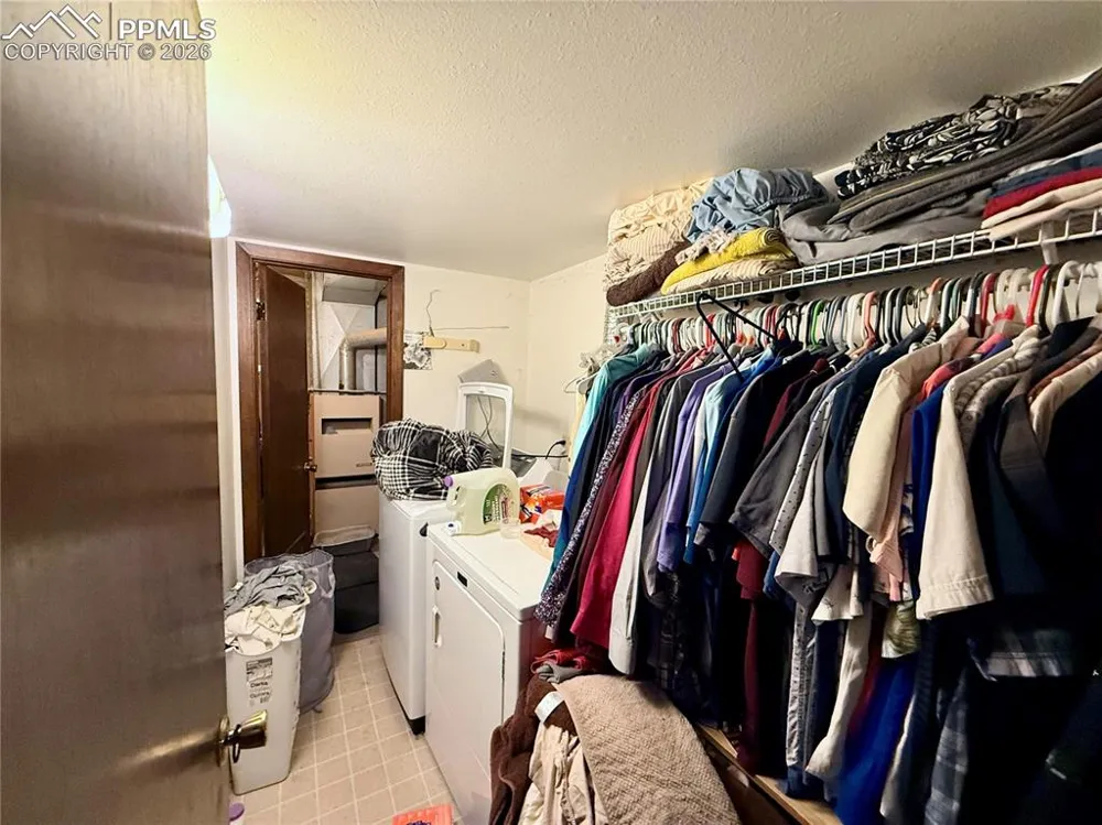 110 Encino Drive Pueblo, CO 81005