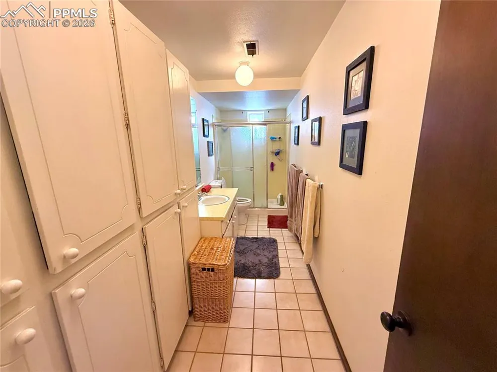 110 Encino Drive Pueblo, CO 81005