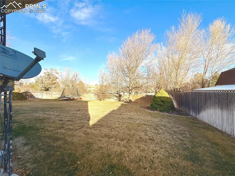 110 Encino Drive Pueblo, CO 81005