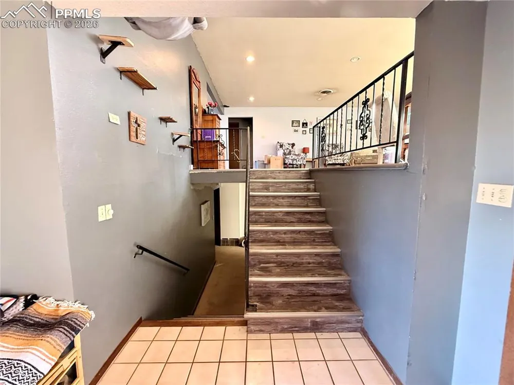 110 Encino Drive Pueblo, CO 81005