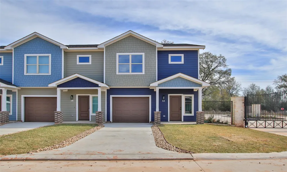 14010 Longstreet Road Road #1B Willis, TX 77318