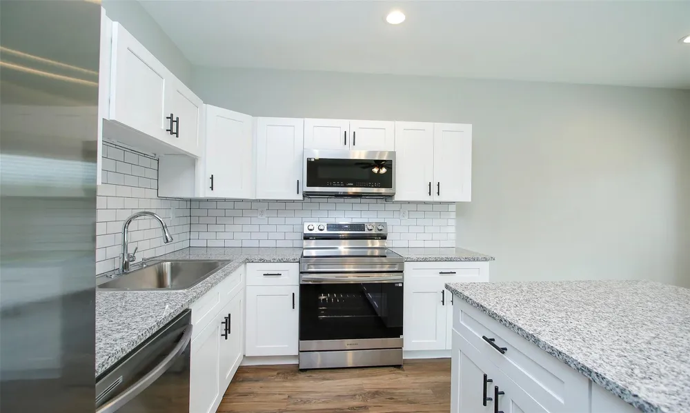 14010 Longstreet Road Road #1B Willis, TX 77318