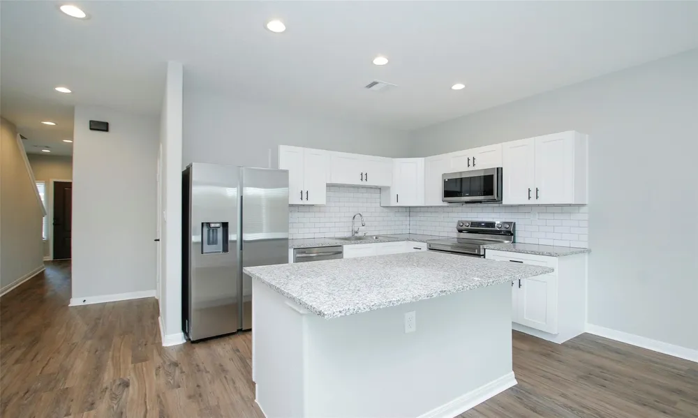 14010 Longstreet Road Road #1B Willis, TX 77318