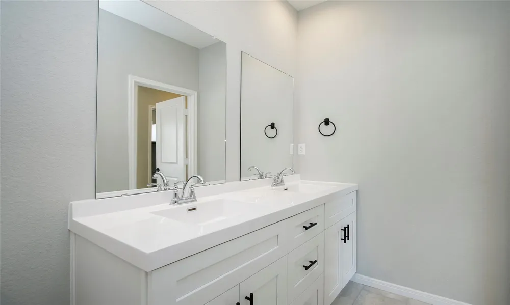 14010 Longstreet Road Road #1B Willis, TX 77318