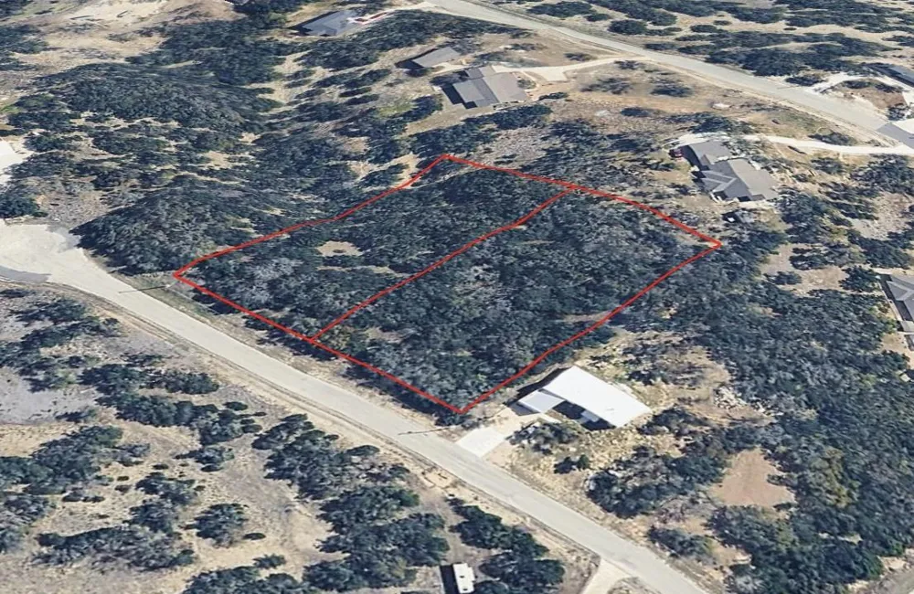 1316 David Crockett Fischer, TX 78623
