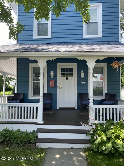 1719 Beverly Avenue #FRONT