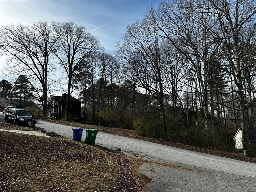 5566 La Fleur Trail Lithonia, GA 30038
