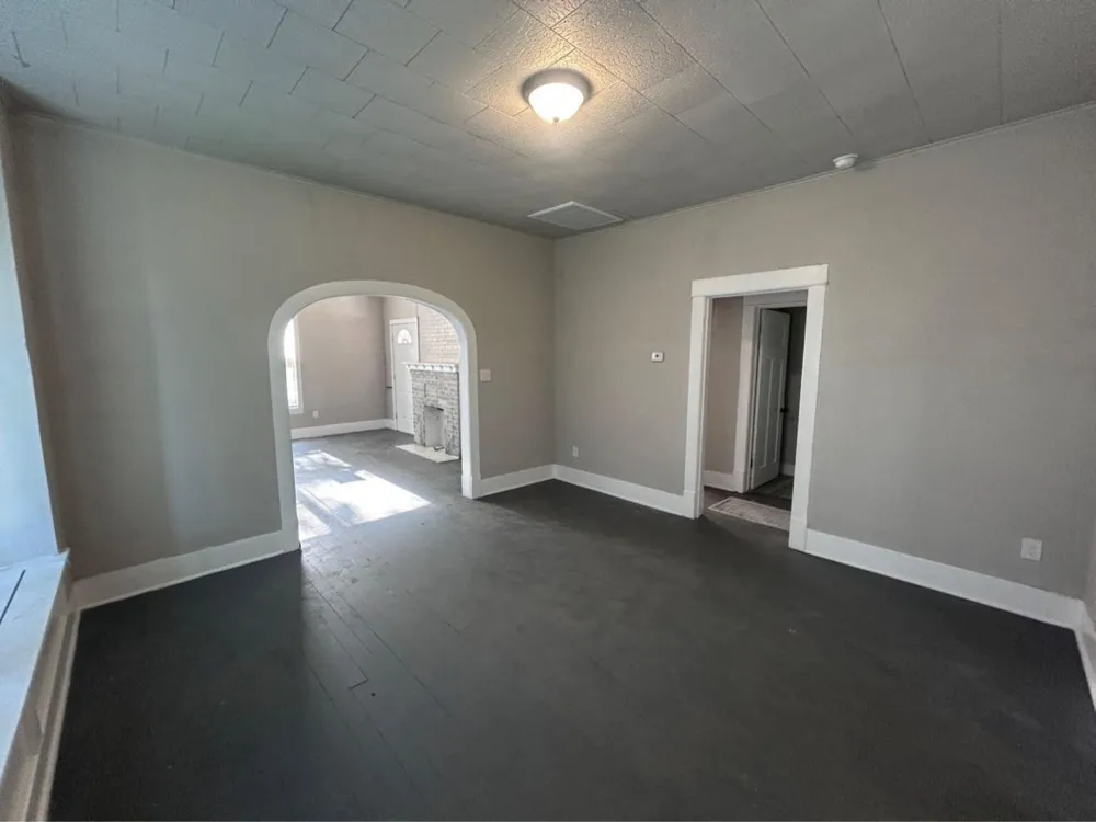 1925 11th Street Port Arthur, TX 77640
