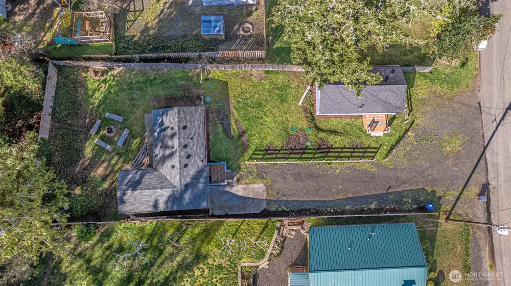 2803 S Woodhill Court Westport, WA 98595